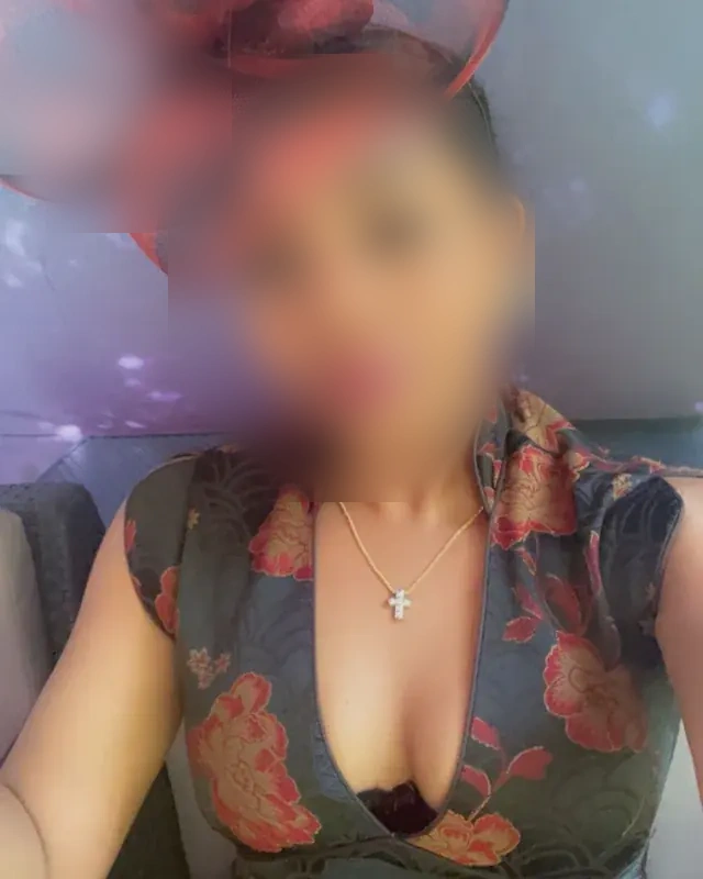 Karine - Image 2